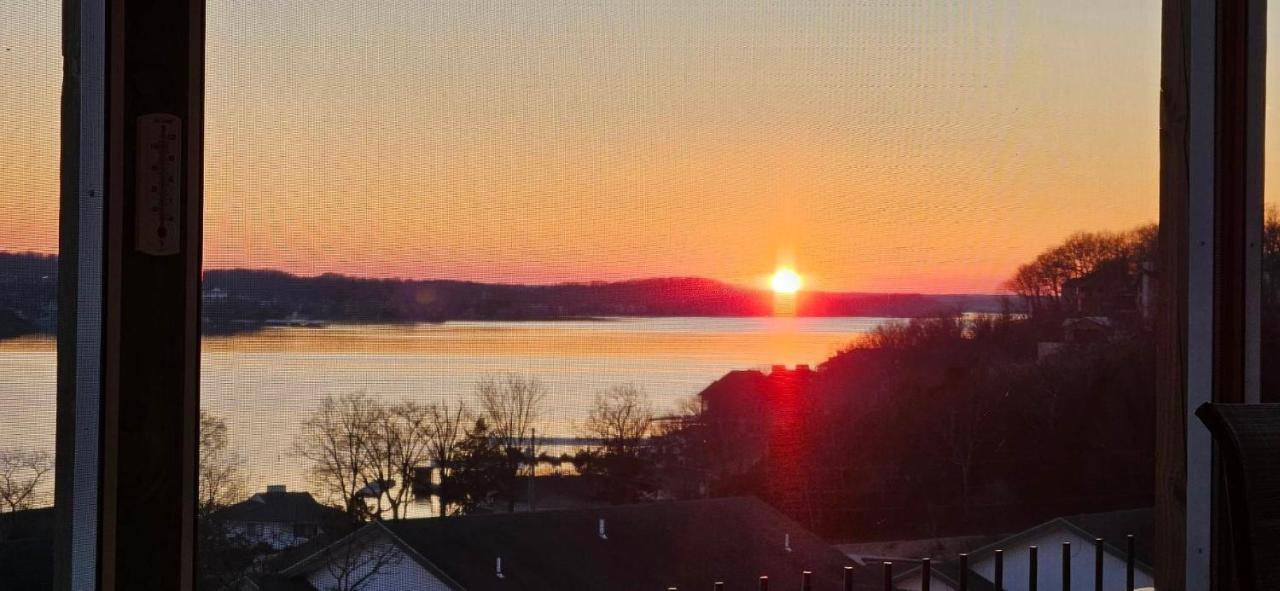 Gourgeous Lake Views, Amazing Susets, On Main Channel Lake Ozark Dış mekan fotoğraf
